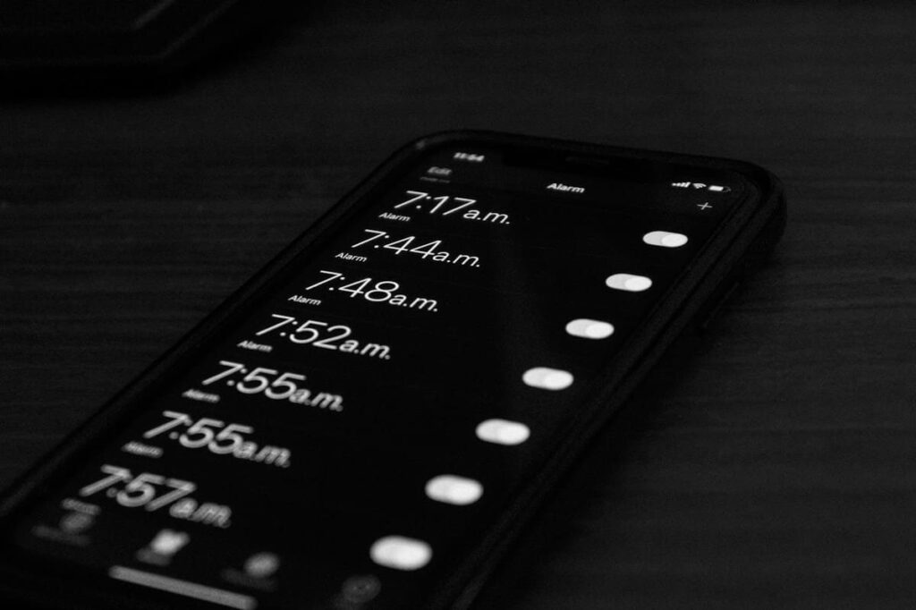 Phone screen showing the time, a reminder to note when the condom broke and contact a doctor quickly