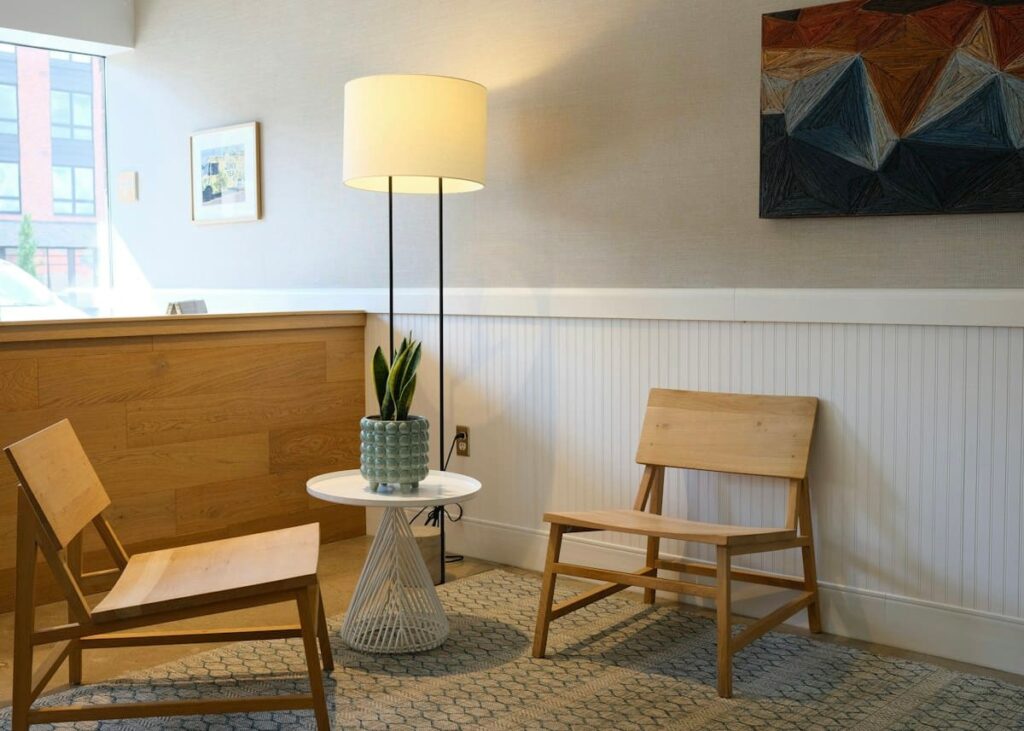 Quiet consultation room with two chairs, where confidential HIV testing on Koh Samui takes place