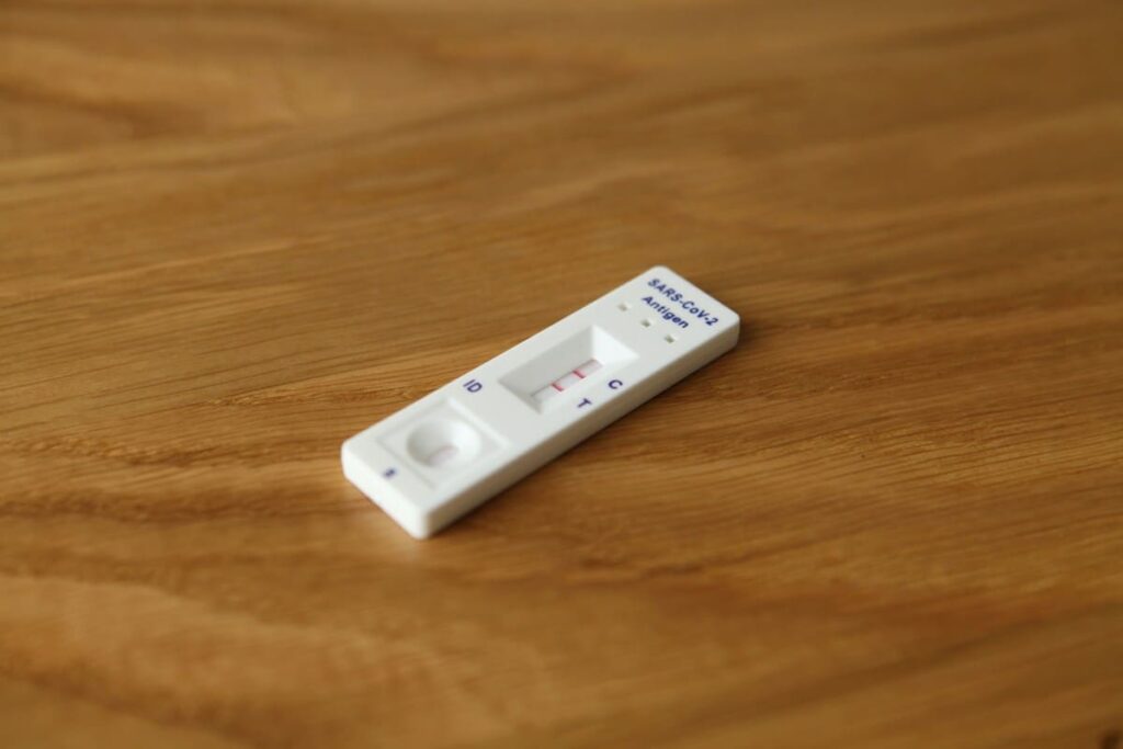 Rapid test cassette, the type of device used for a rapid HIV test