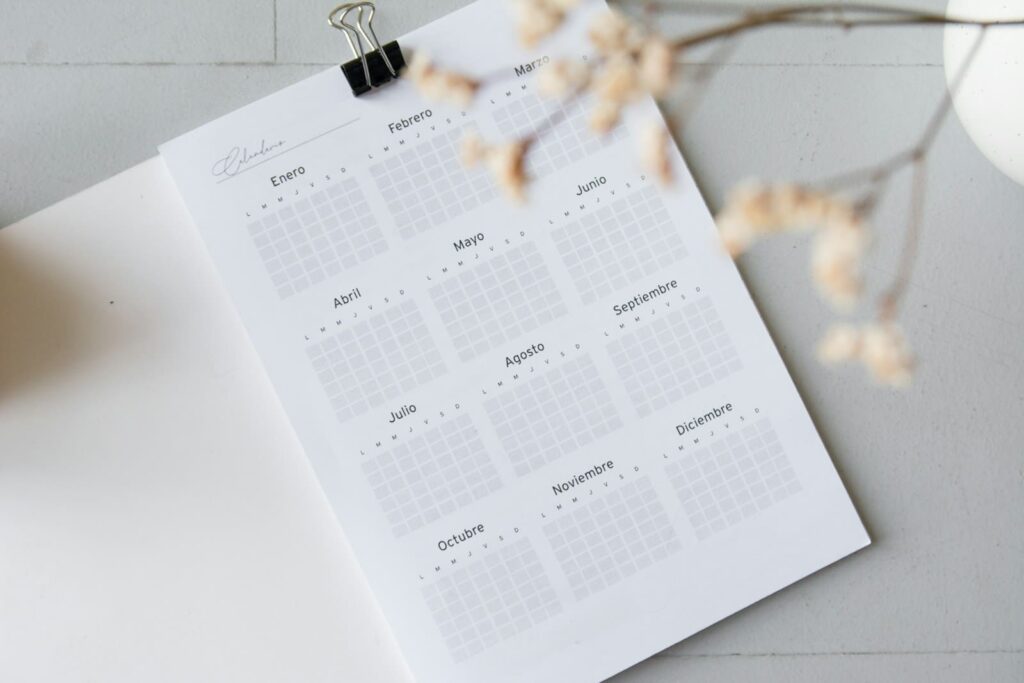 Weekly planner with pill boxes, showing how to plan a 28-day PEP course week by week