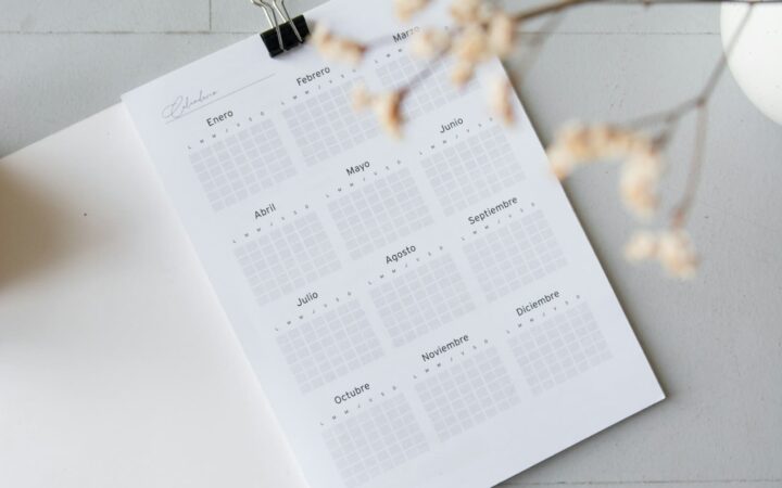 Weekly planner with pill boxes, showing how to plan a 28-day PEP course week by week